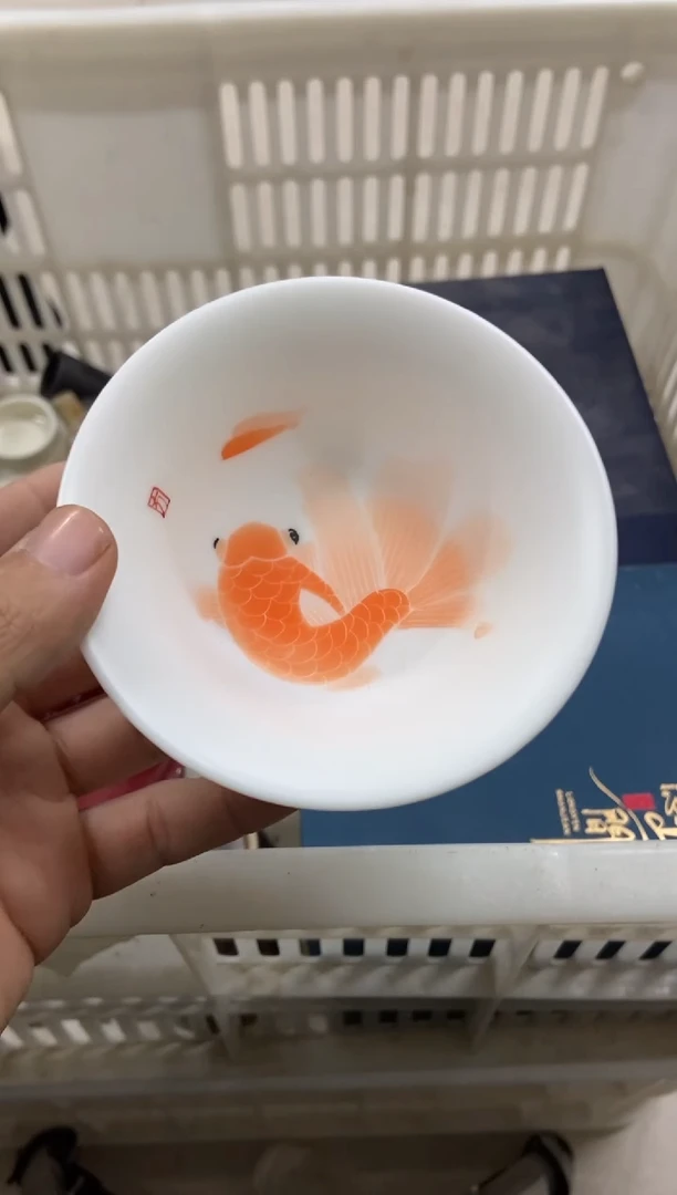 杯无运费险有瑕疵的摄影的产品有使用过的痕迹有点脏介意勿拍