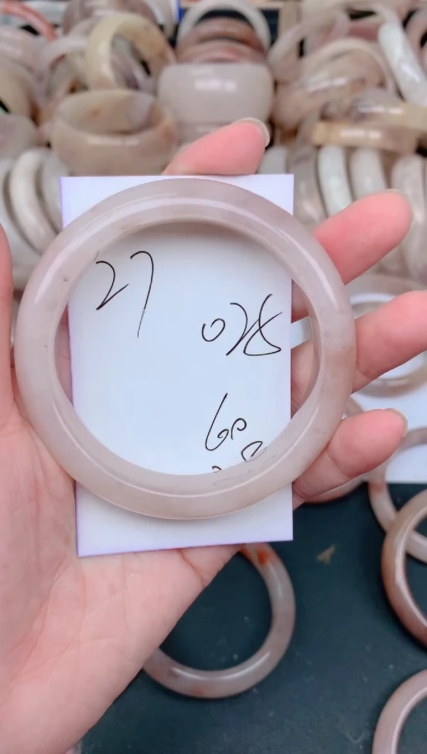 未镶嵌手镯石英质玉025