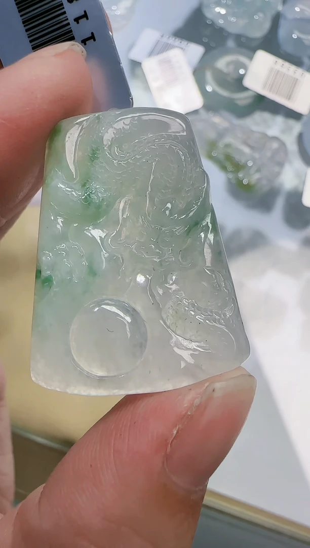 翡翠未镶嵌颈饰缅甸翡翠A货