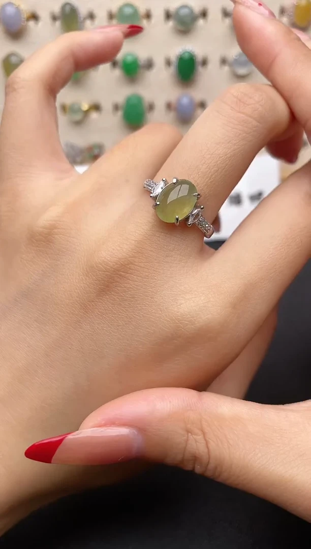 【闪购商品】翡翠戒指银S925镶嵌一物一证一礼盒