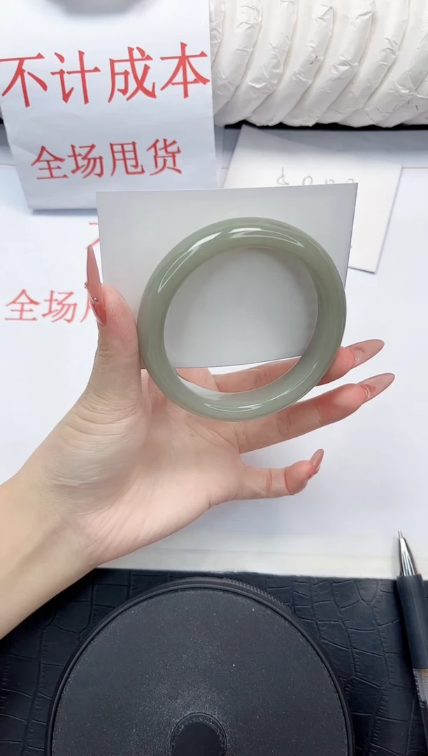 石英质玉手镯未镶嵌74-58