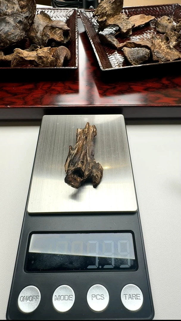 沉香沉香碎屑海南沉水老香3.36g