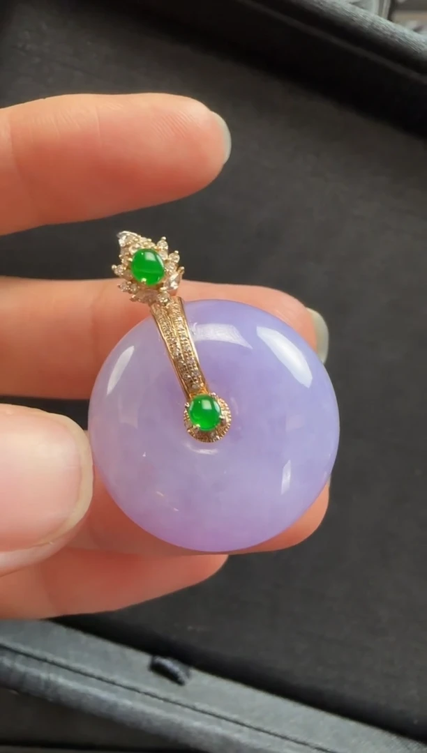 【闪购商品】翡翠颈饰18K金镶嵌912平安扣一个