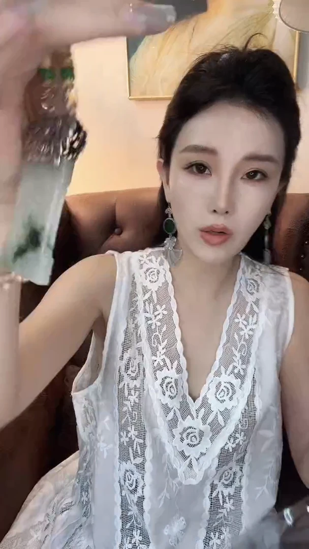 翡翠未镶嵌耳饰音****》翡翠A785