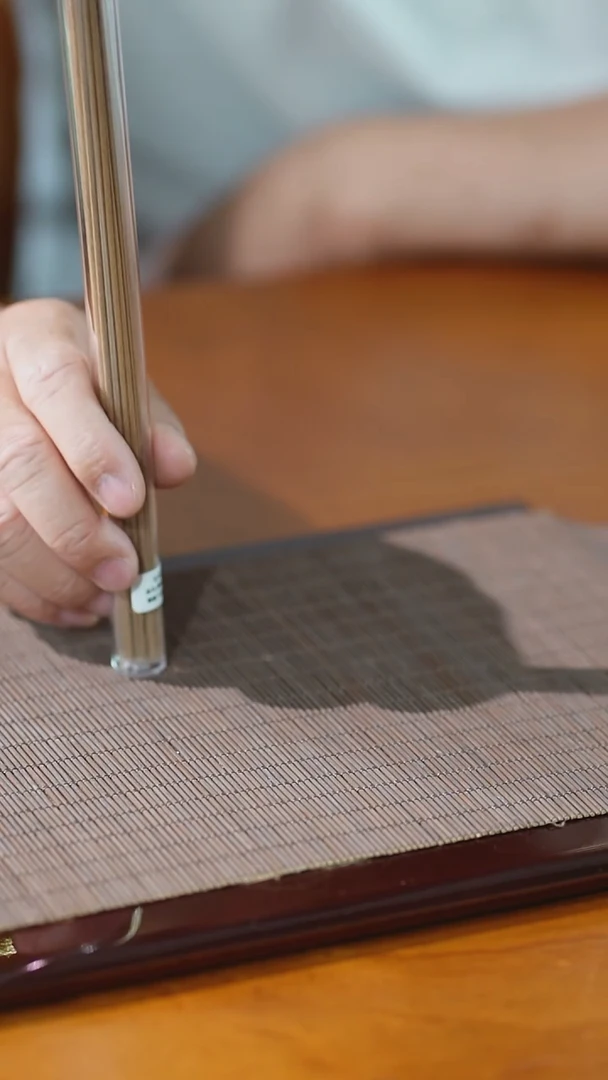 线香澳洲老檀10克一条