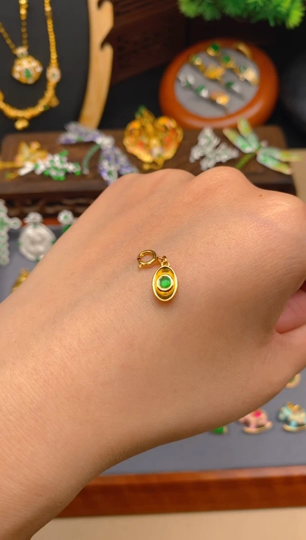 【闪购商品】翡翠吊坠(不含链)银S925镶嵌元宝万能扣