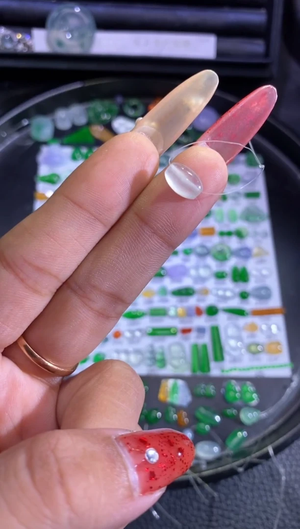 未镶嵌挂件翡翠珠子