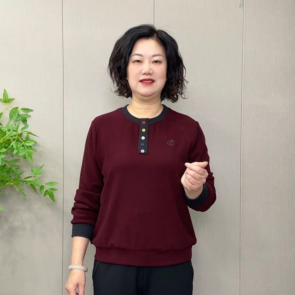 中老年妈妈秋季上衣2025新款高端德绒大气上档次休闲百搭打底小衫