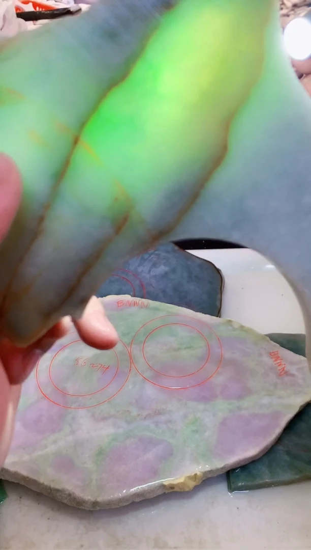 裸石翡翠0林0翡翠珠宝390
