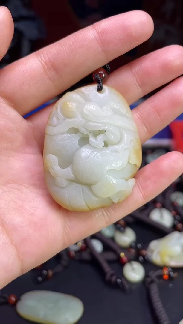 颈饰未镶嵌和田玉123