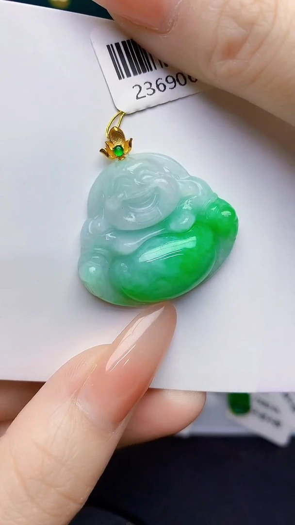 颈饰18K金镶嵌翡翠缅甸天然翡翠A货