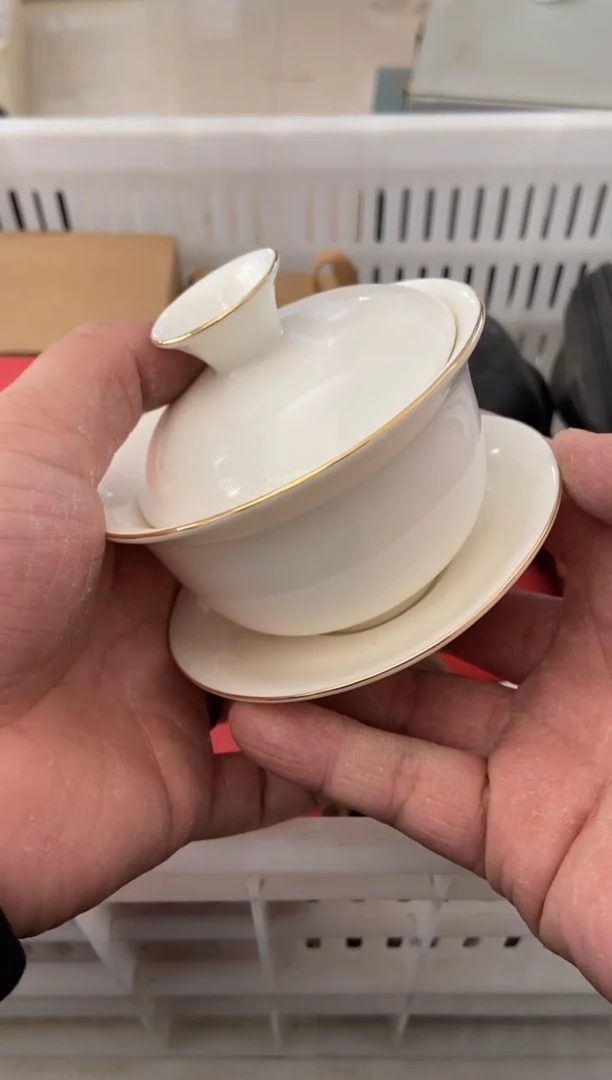 杯无运费险有瑕疵的摄影的产品有使用过的痕迹有点脏介意勿拍