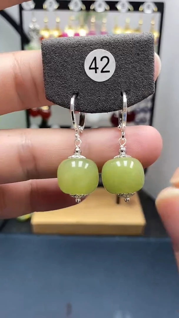 和田玉银S925镶嵌耳饰尺寸14mm耳扣桶珠