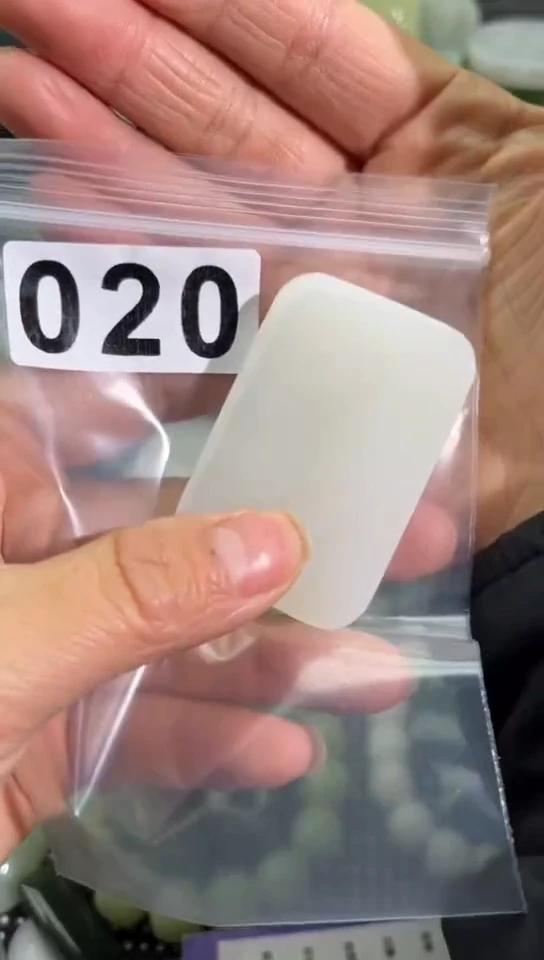 未镶嵌和田玉珠宝半成品牌子