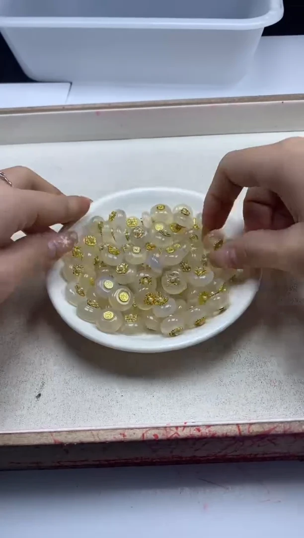 【闪购商品】玛瑙/玉髓颈饰银S800镶嵌x230荔枝冻平安扣隔珠*1