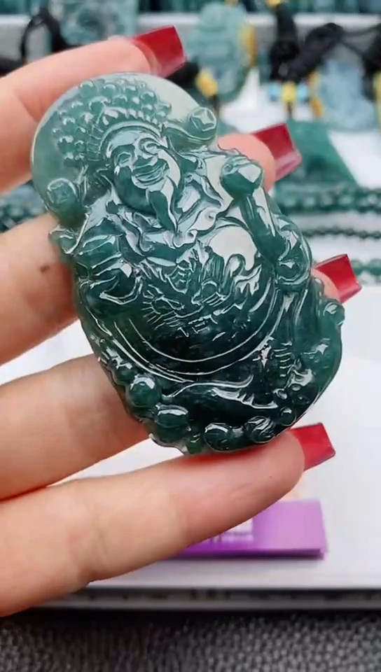 【闪购商品】翡翠颈饰未镶嵌