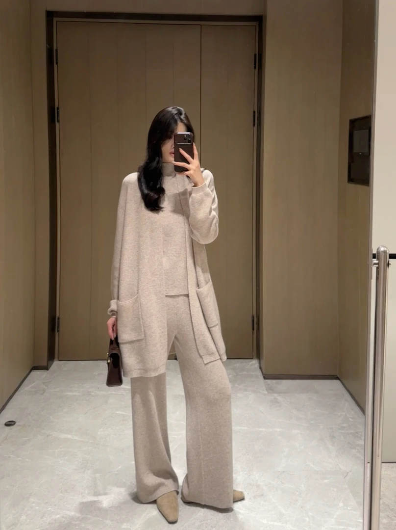 梓静  慵懒感极简巨软宽松时尚超细羊毛针织套装0035