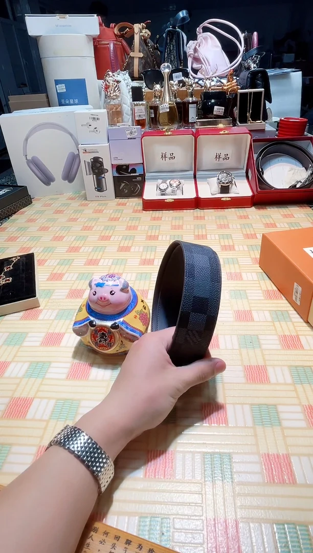 瓷片瓷器 库房到期 全部地板价@@1