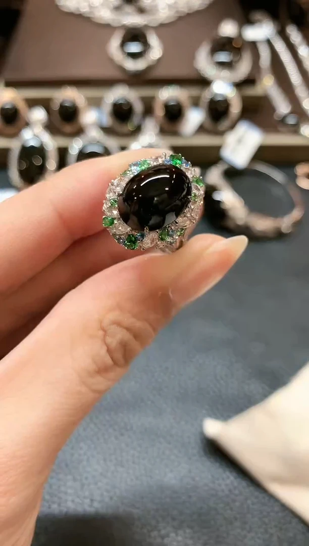 【闪购商品】翡翠戒指18K金镶嵌b97不退换