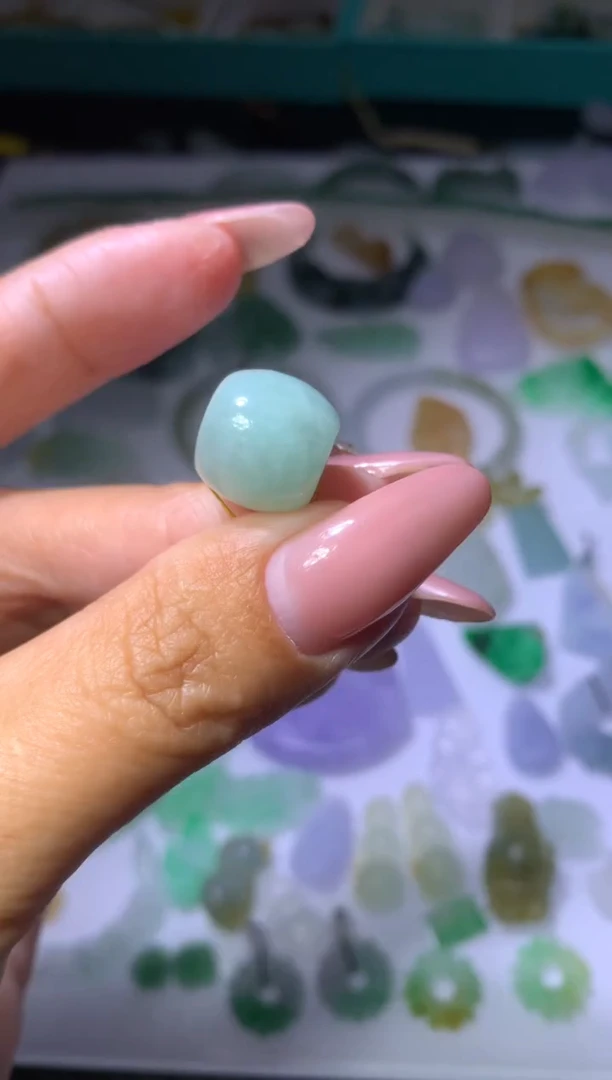 未镶嵌挂件翡翠MXX057248