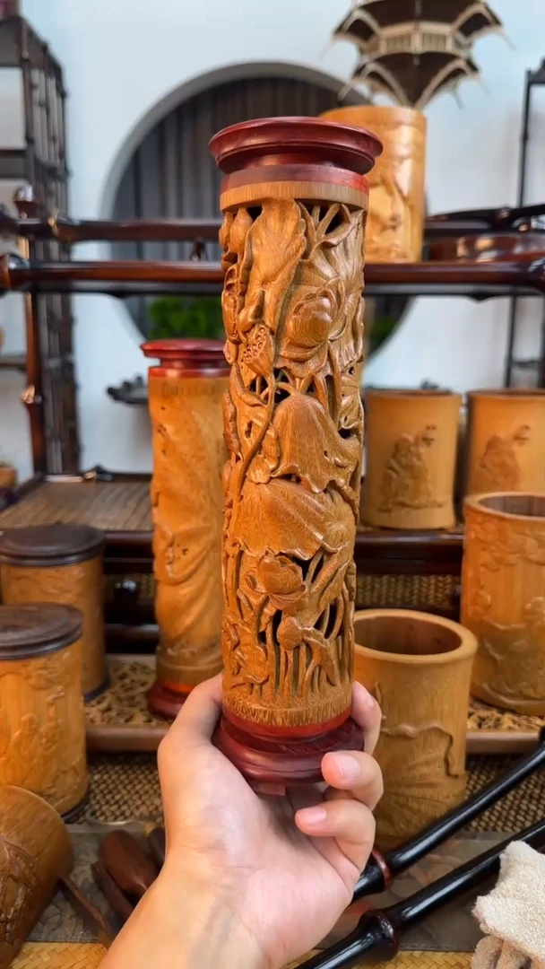 竹【荷蟹-满雕香筒】20年老师傅得意之作！