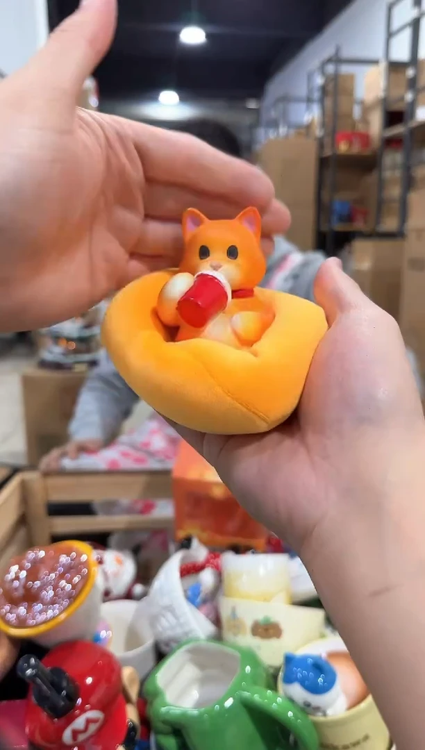 瓷片猛兽派对 玛奇朵摆件