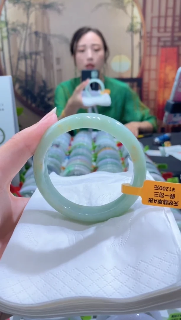 未镶嵌手镯翡翠000076815