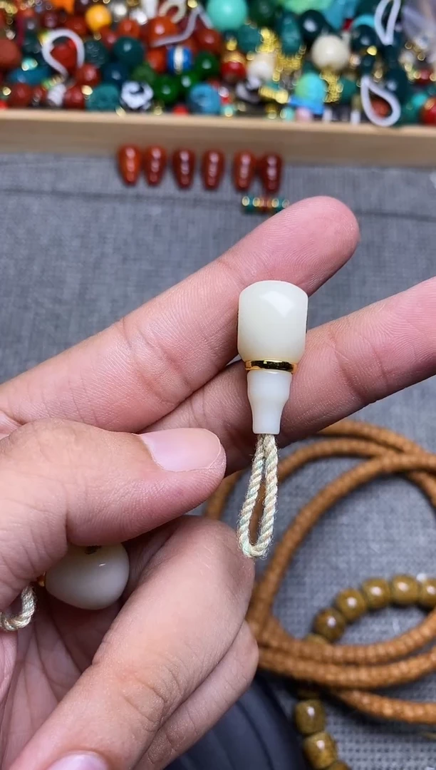 手工艺品琉璃奶白色分体三通卡12mm 单个发