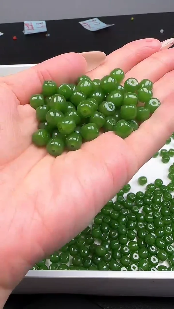 未镶嵌和田玉珠宝半成品碧玉N422卡7*8MM散珠10颗 赠弹力线
