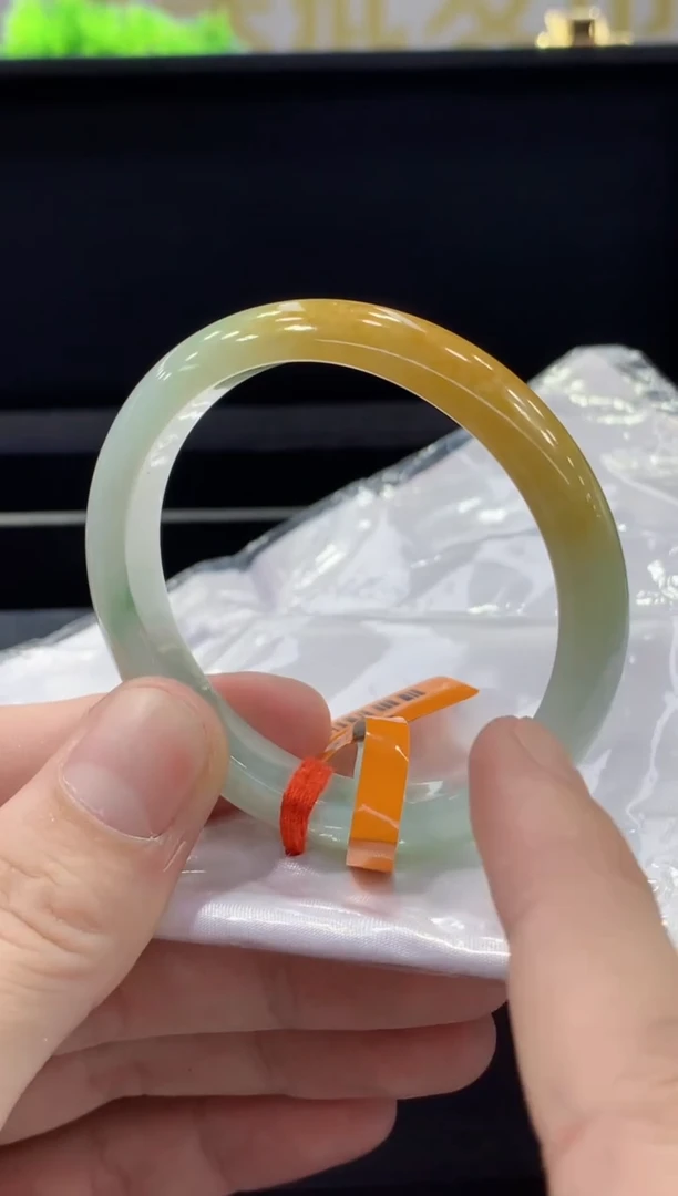 未镶嵌手镯翡翠翡翠手镯