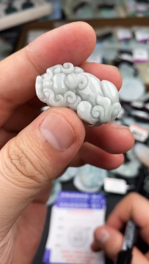 【闪购商品】翡翠颈饰未镶嵌  天然翡翠，一物一图