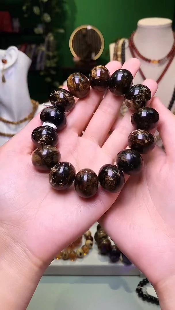 【闪购商品】琥珀裸石未镶嵌抚顺琥珀