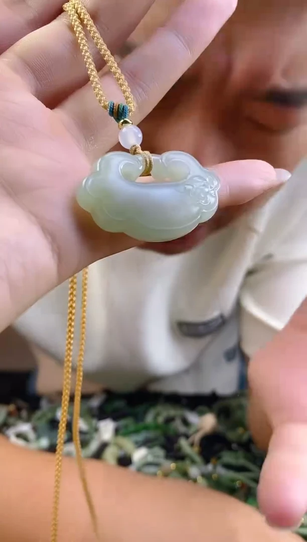 和田玉未镶嵌颈饰多样性发货，拍一发一