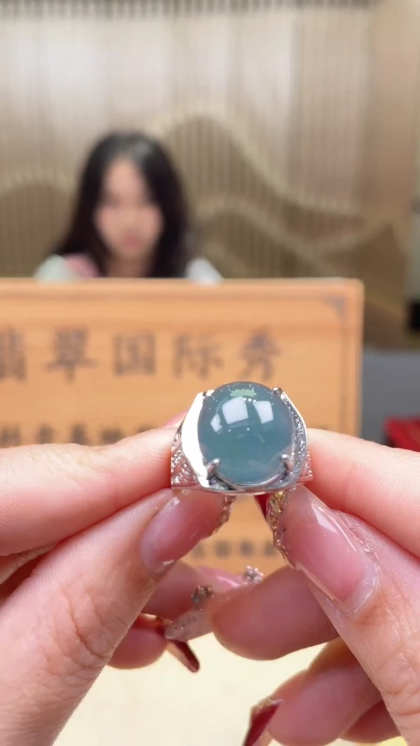 【闪购商品】翡翠颈饰未镶嵌      *8