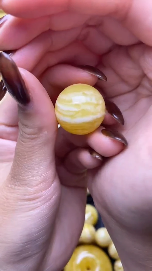 【闪购商品】琥珀裸石未镶嵌蜜蜡.33