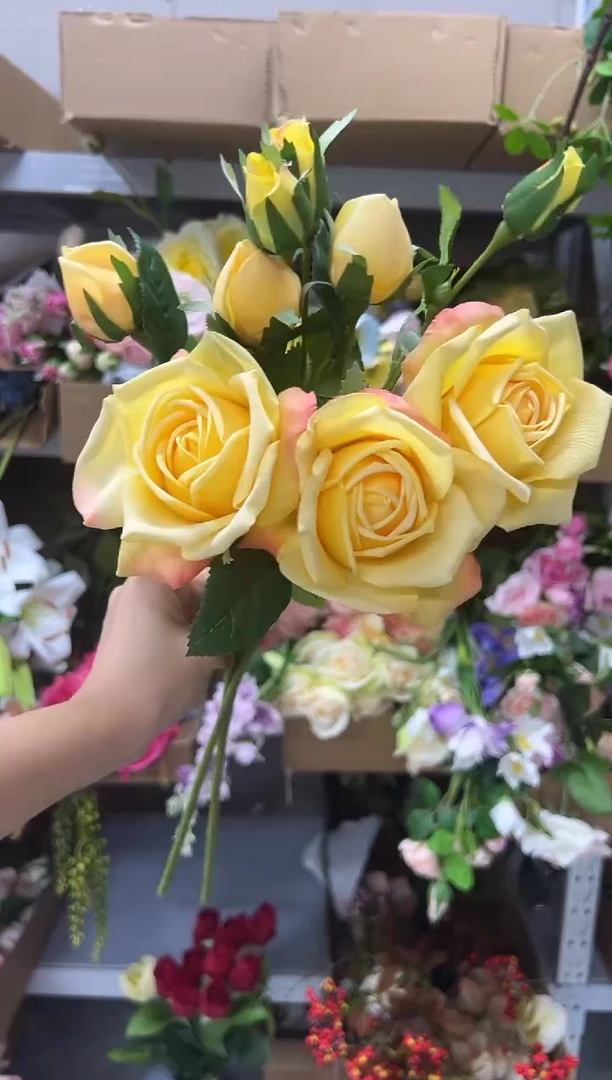 3枝黄色手感保湿妃子玫