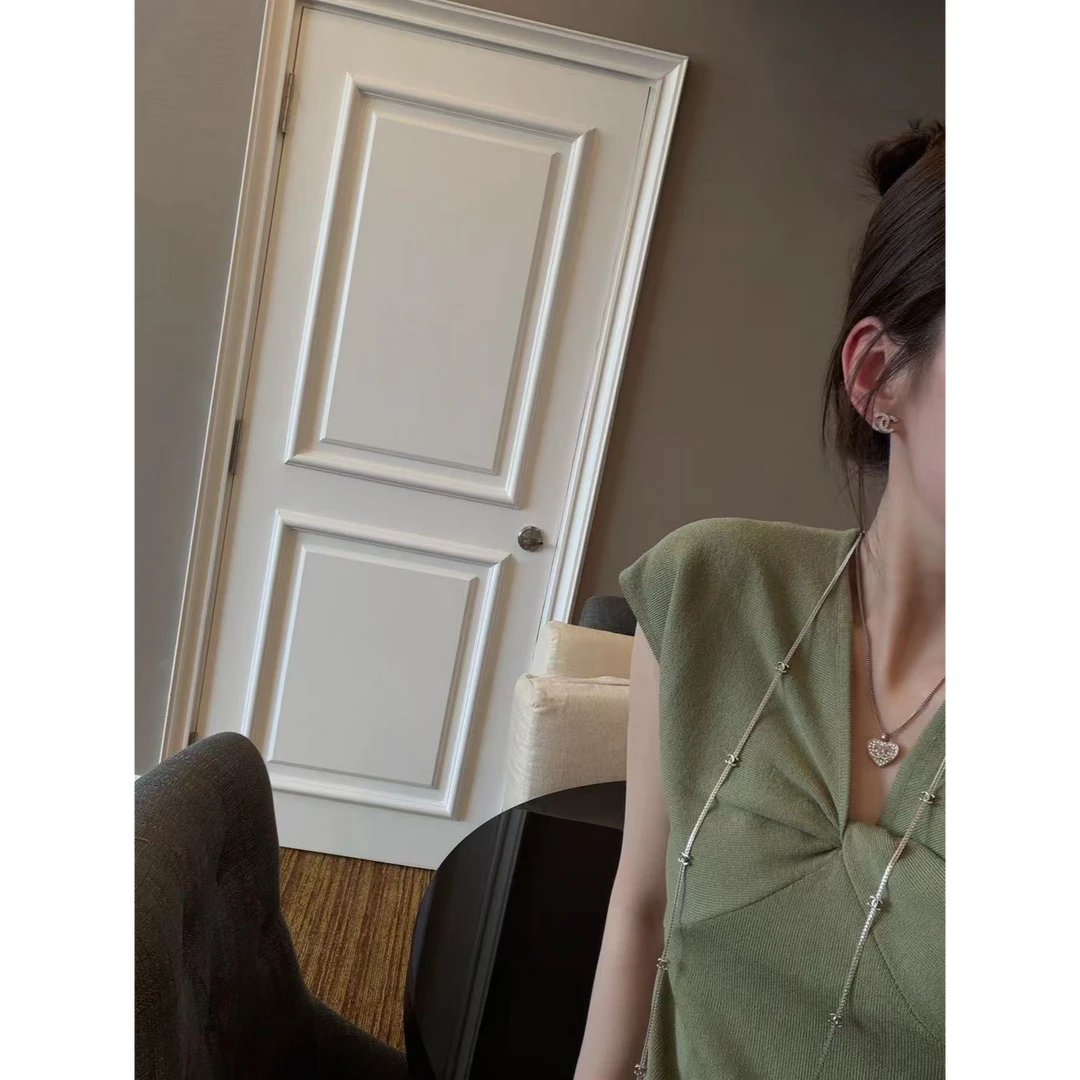 3092~怦然心动~设计感法式针织衫V领短袖薄款气质百搭上衣