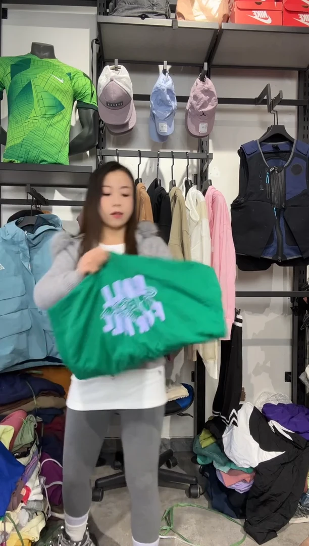 1638编码 瑕疵款直播间过款为准 尺码