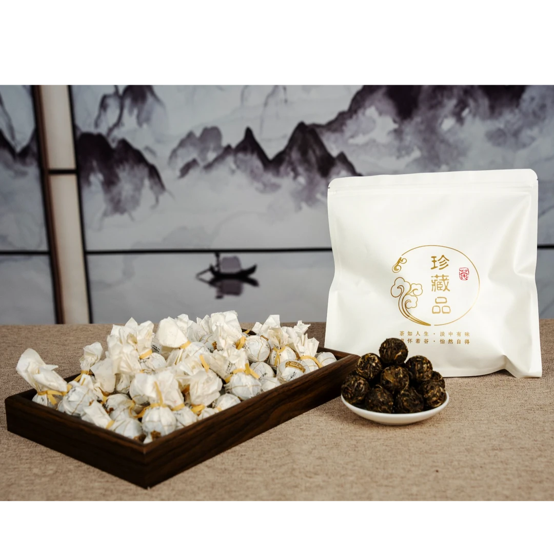 云南普洱茶生茶刮风寨龙珠.昔归方片.大雪山圆饼.小粒装