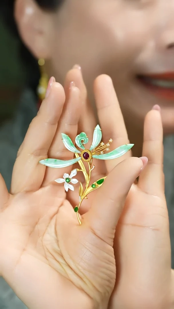 【闪购商品】翡翠吊坠(不含链)银S925镶嵌胸针 支持48小时鉴赏