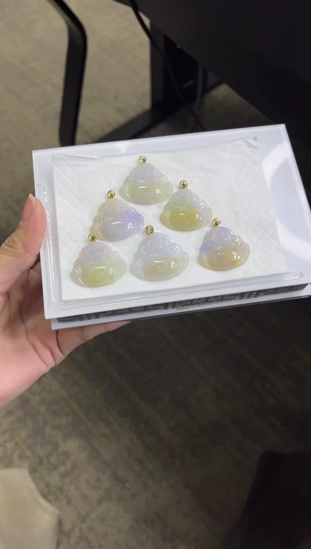 【闪购商品】翡翠颈饰18K金镶嵌A409 /多样性发一件/配绳子