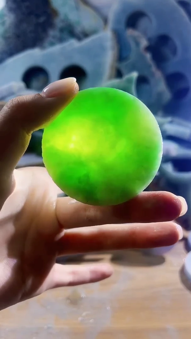 翡翠裸石缅甸翡翠A货轩6439