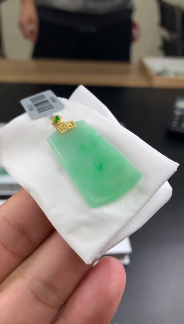 【闪购商品】定制翡翠未镶嵌多样性发一件