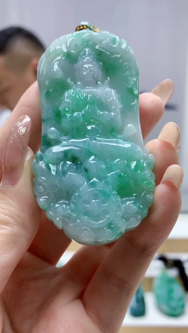 未镶嵌定制翡翠轩***云4898jw-毛货挂件