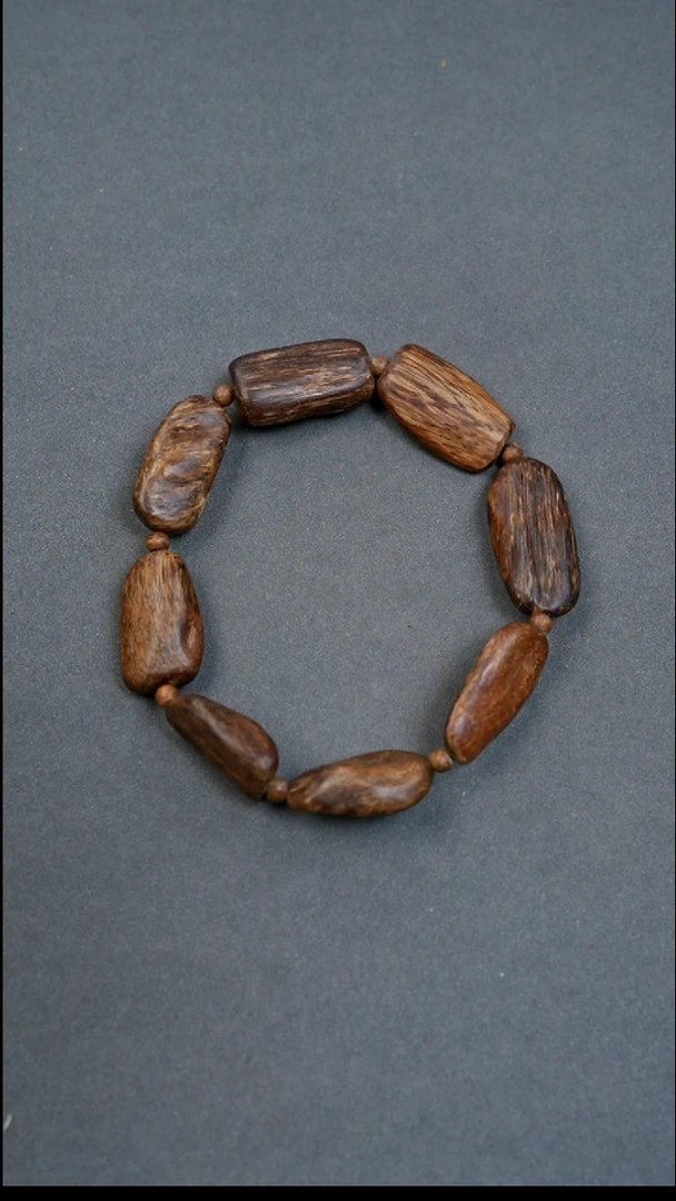 沉香沉香碎屑马尼涝沉水随行12.12g