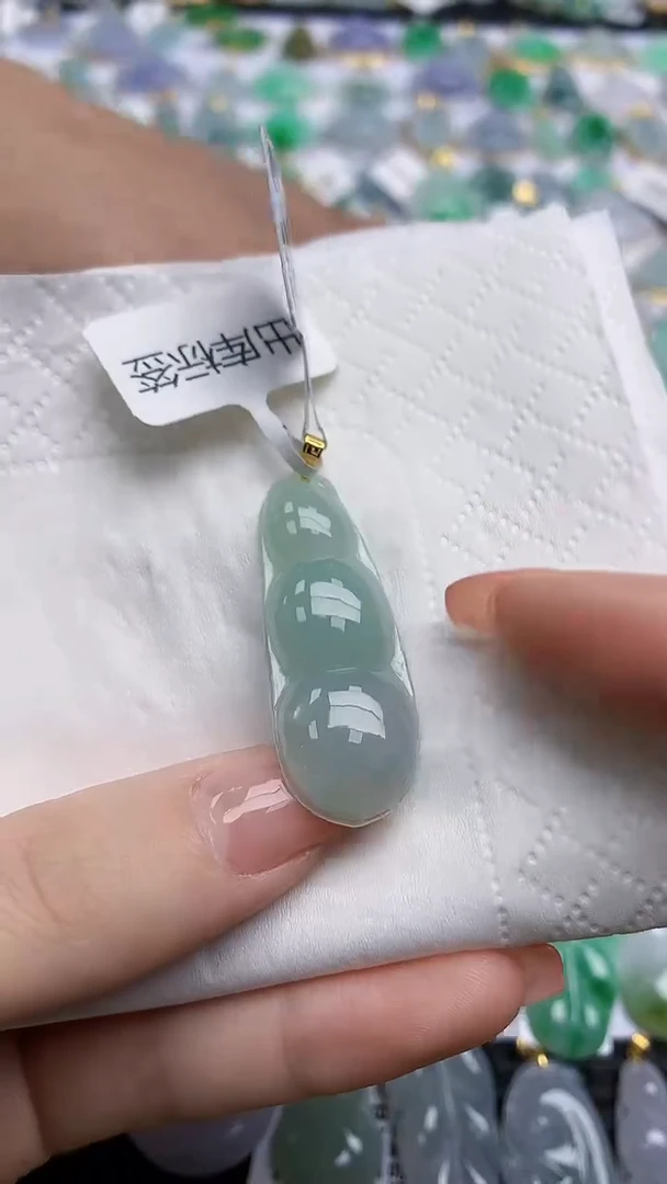 【闪购商品】翡翠颈饰18K金镶嵌天然翡翠A货