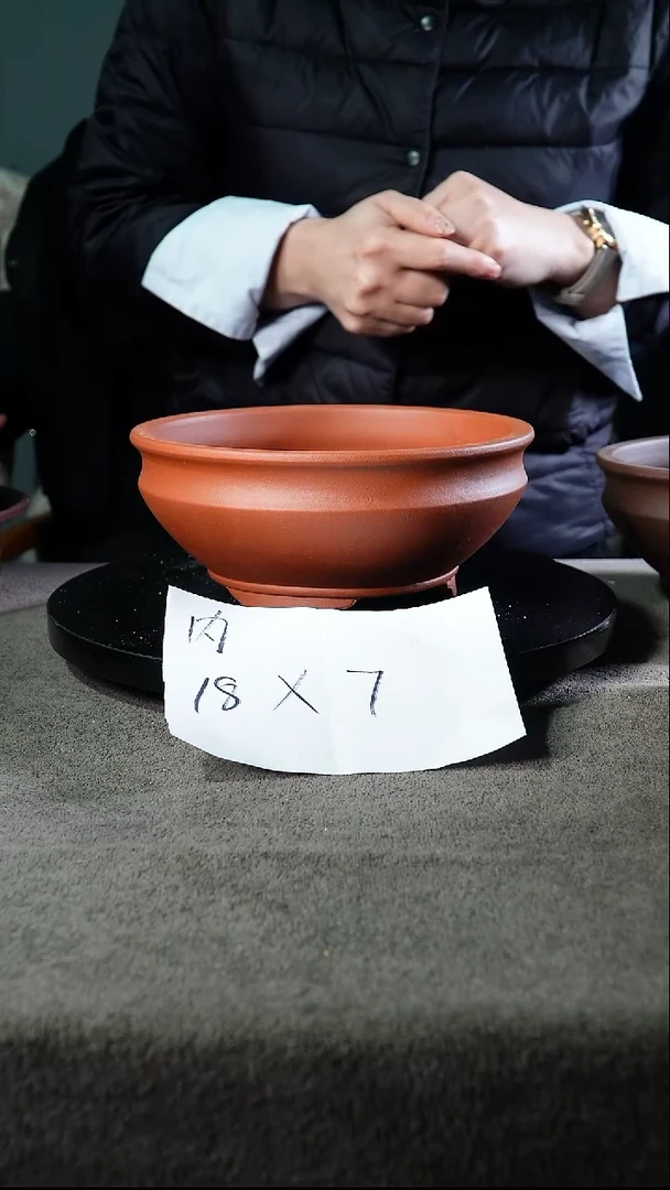 宜兴紫砂小花盆盆