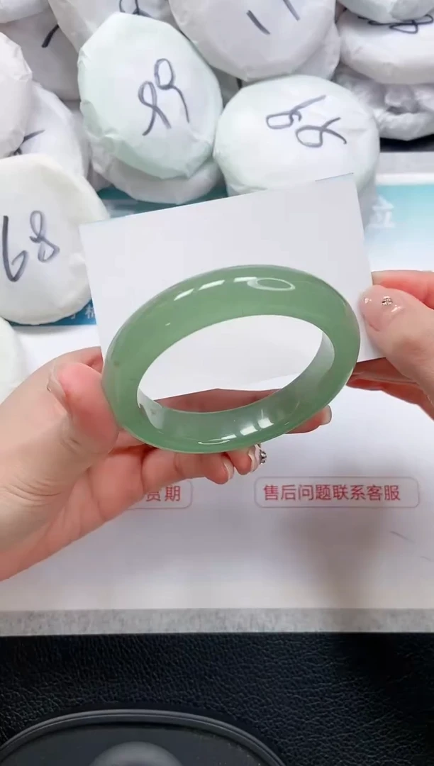 【闪购商品】石英质玉手镯未镶嵌 13L73-56