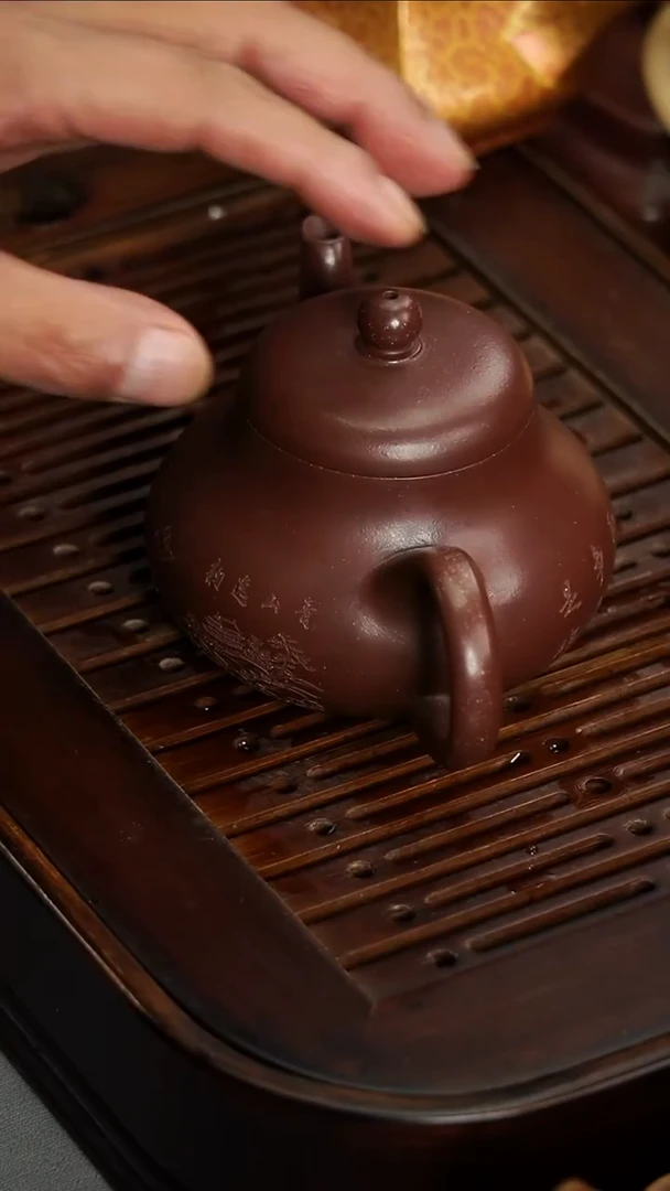 茶壶紫砂宜兴紫砂紫泥君德200毫升