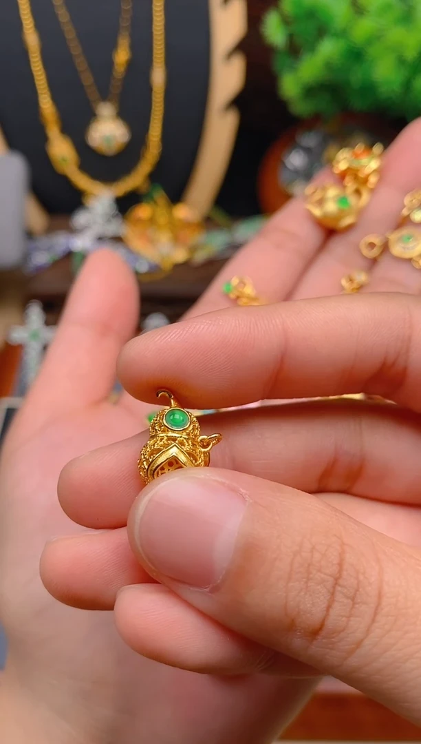 【闪购商品】翡翠吊坠(不含链)银S925镶嵌花丝葫芦